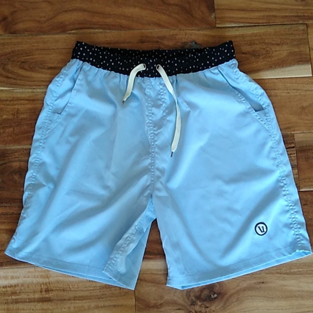 Vuori Kore Short in Cloud